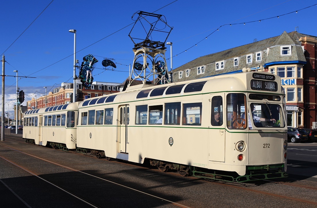 Blackpool 272, Queen's Promenade, 28.08.2016.
