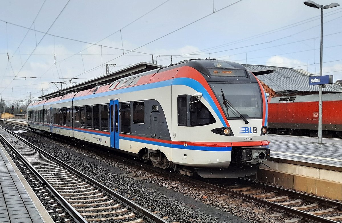 BLB ET 130 (94 80 0427 130-0 D-DLB) als RB 24157 nach Eisenach, am 19.03.2021 in Bebra. Die Fahrzeuge der Berchtesgadener Land Bahn waren aushilfsweise für die Cantus-Triebwagen im Einsatz.