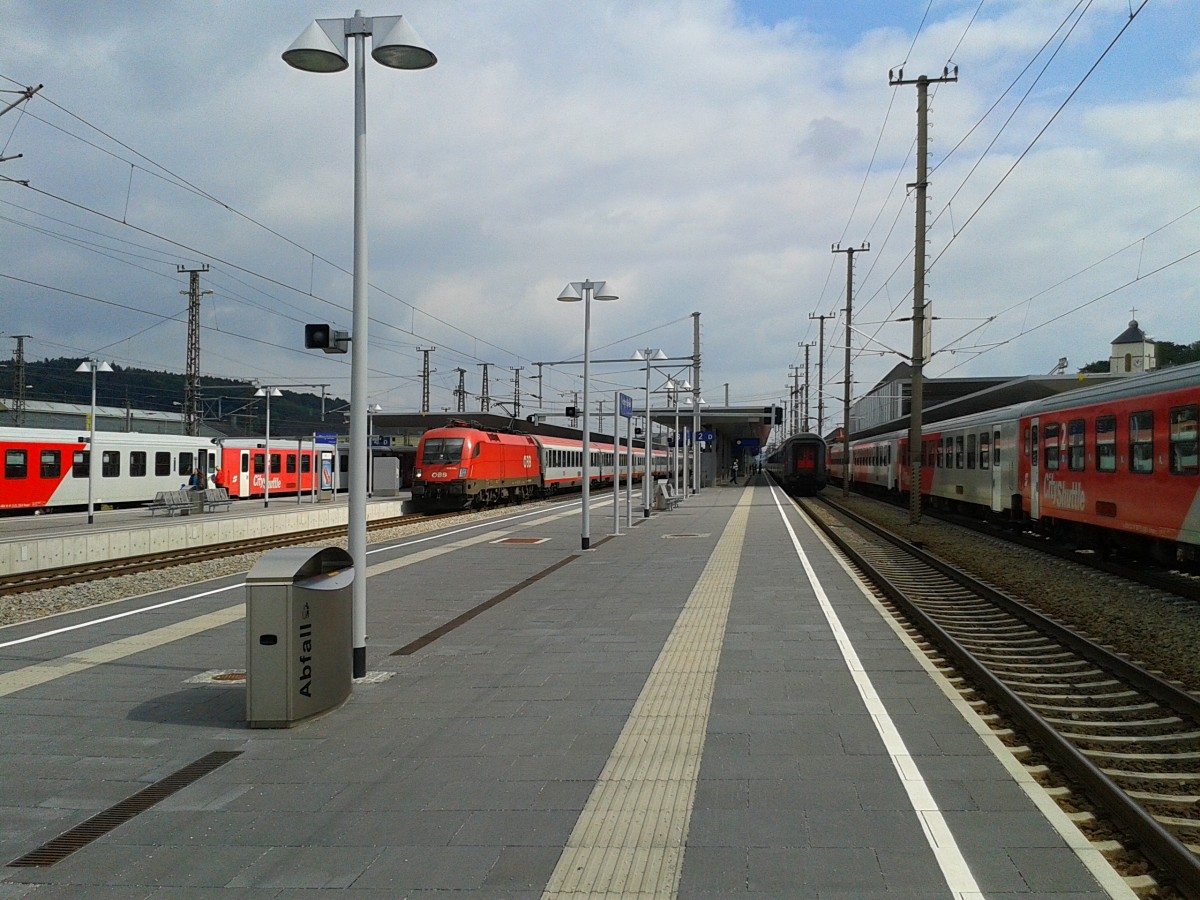 Blick auf den Bahnhof Attnang-Puchheim am 18.8.2015