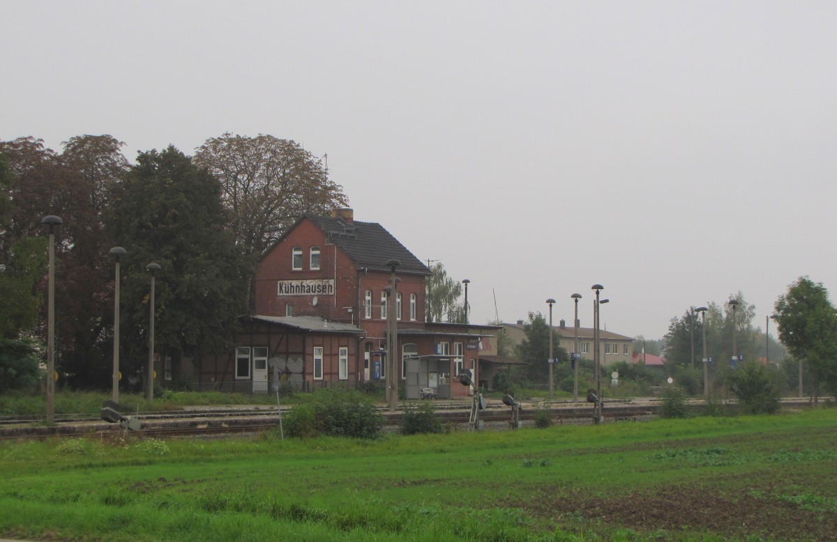 Blick auf das Bahnhofsgelände in Kühnhausen, am 08.09.2014.