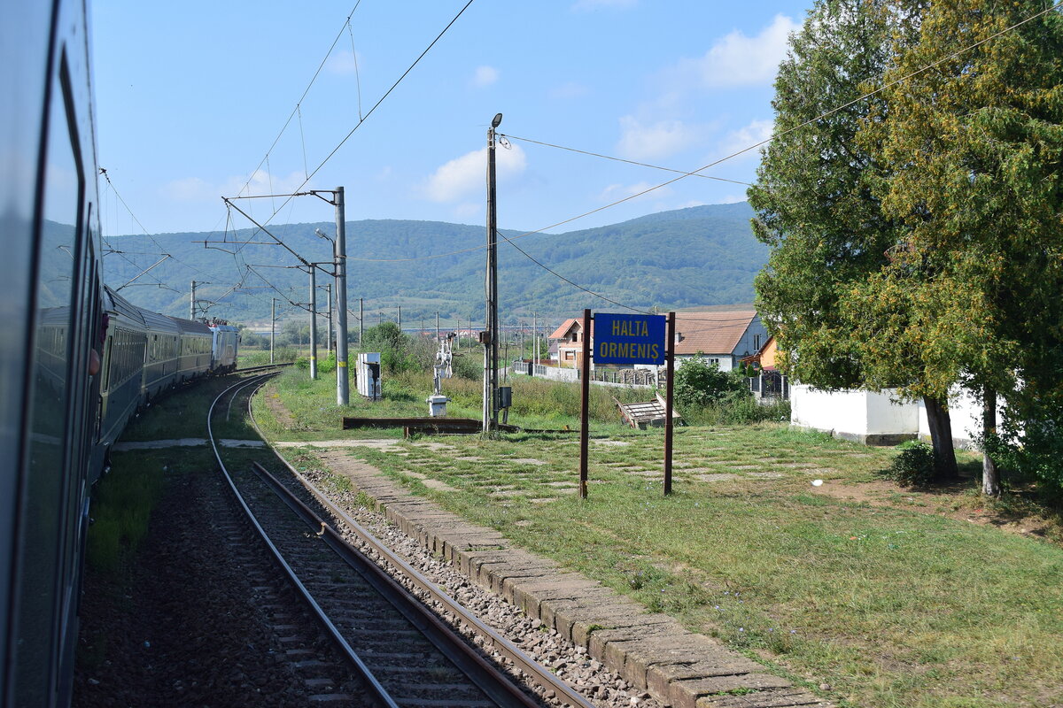 Blick auf den Haltepunkt Ormenis. Auch dieser Haltepunkt wird von der neuen Strecke nicht mehr angefahren. Man darf gespannt sein ob der Ort einen neuen Haltepunkt erhält oder ob die Strecke erhalten bleibt.

Ormenis 02.09.2025