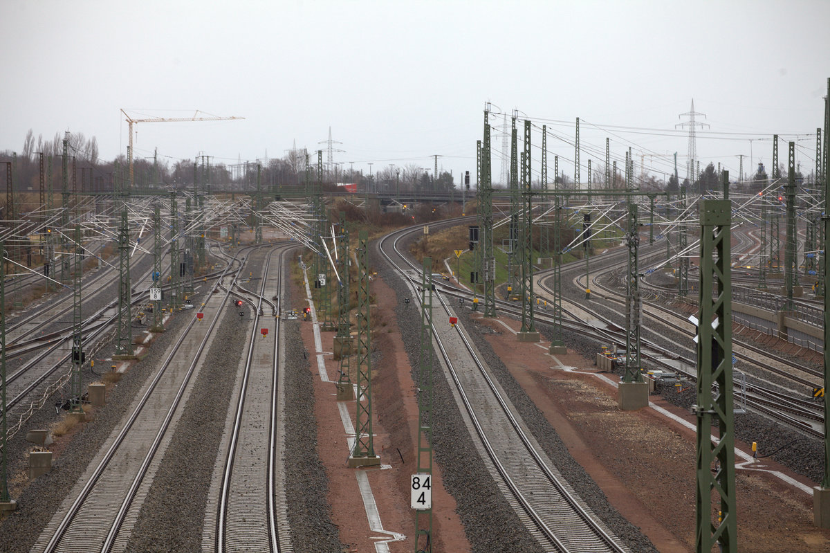 Blick auf den nördlichen Teil des neuen Güterknotens Halle. 26.12.2016 14:22 Uhr.