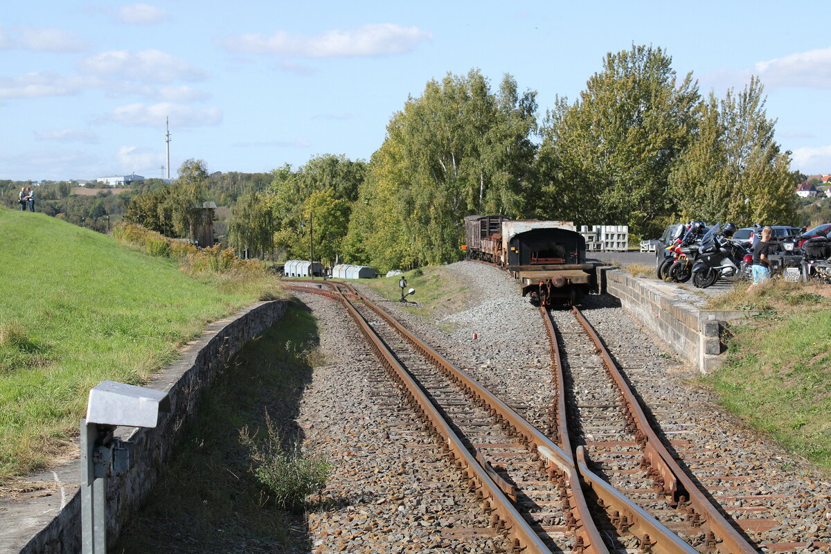 Blick vom Bahnübergang in den Bahnhof Hettstedt-Kupferkammerhütte, am 30.09.2023.