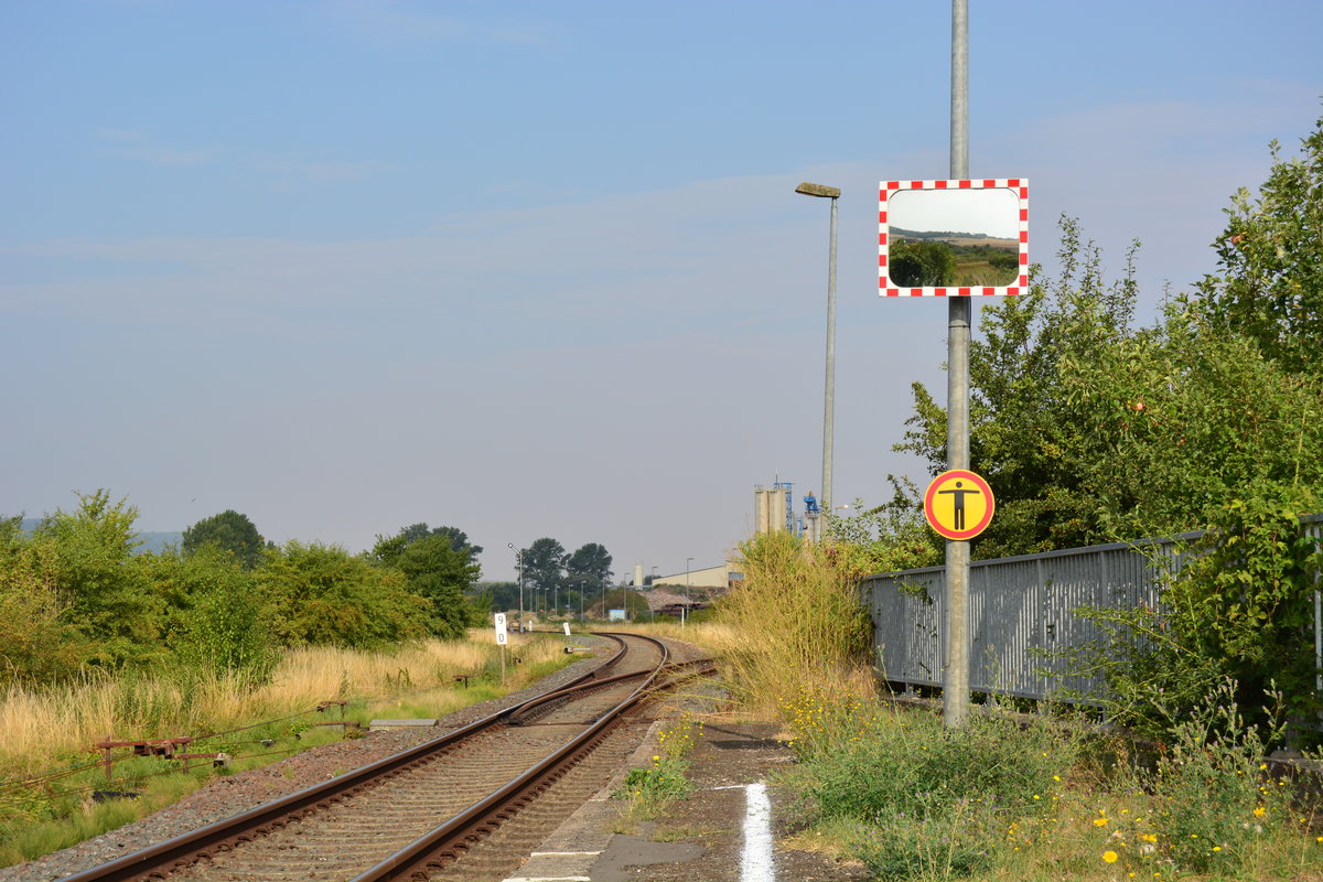 Blick vom Haltepunkt Glückauf in Richtung Sondershausen.

Sondershausen 09.08.2018