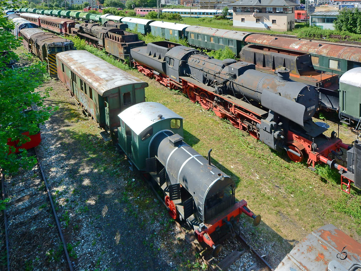 Blick in die hinteren Reihen im Bayerischen Eisenbahnmuseum Nördlingen. (Juni 2019)