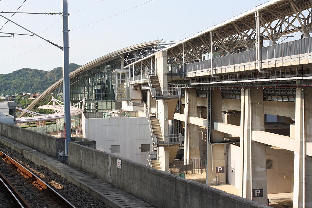 Blick von der Liujia Station auf die HSR Hsinchu Station am 01.Juni 2014.