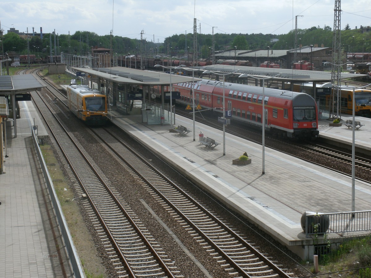 Blick von der Straßenbrücke auf den Eberswalder Bahnhof am 12.Mai 2012.
