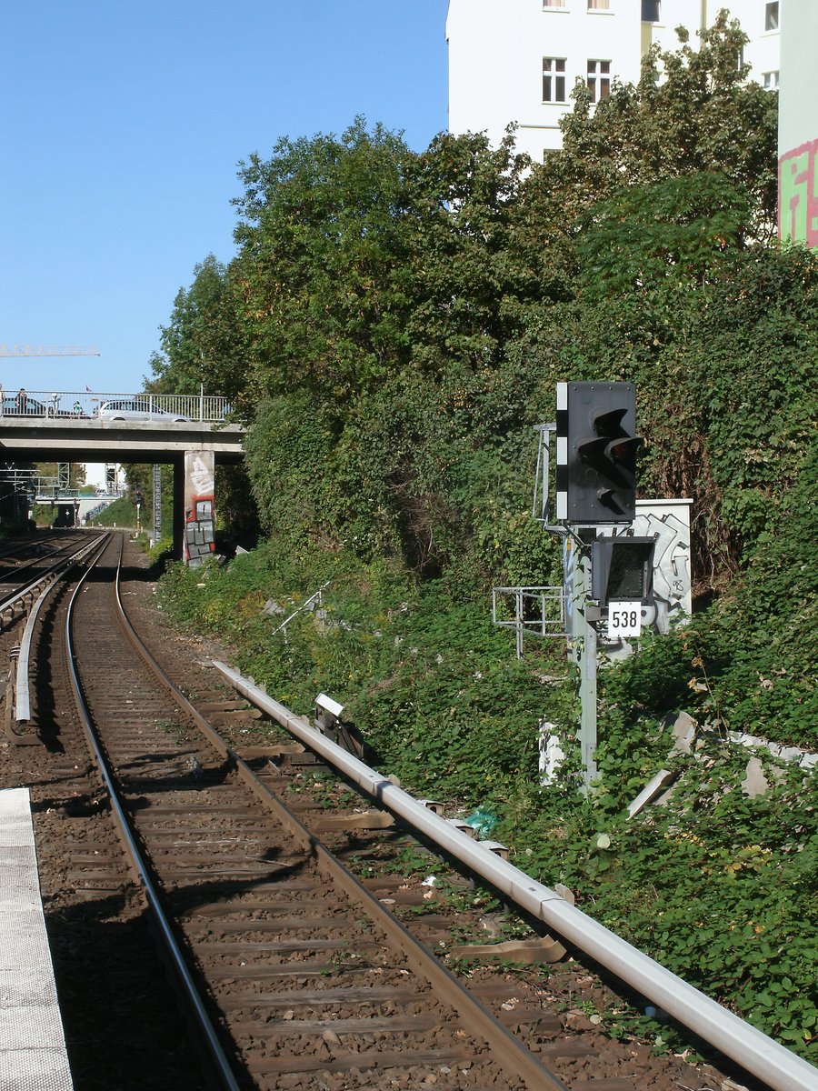 Blocksignal 538,für die S-Bahn,am 01.Oktober 2011,nach Berlin Schönhauser Allee,in Berlin Prenzlauer Berg.