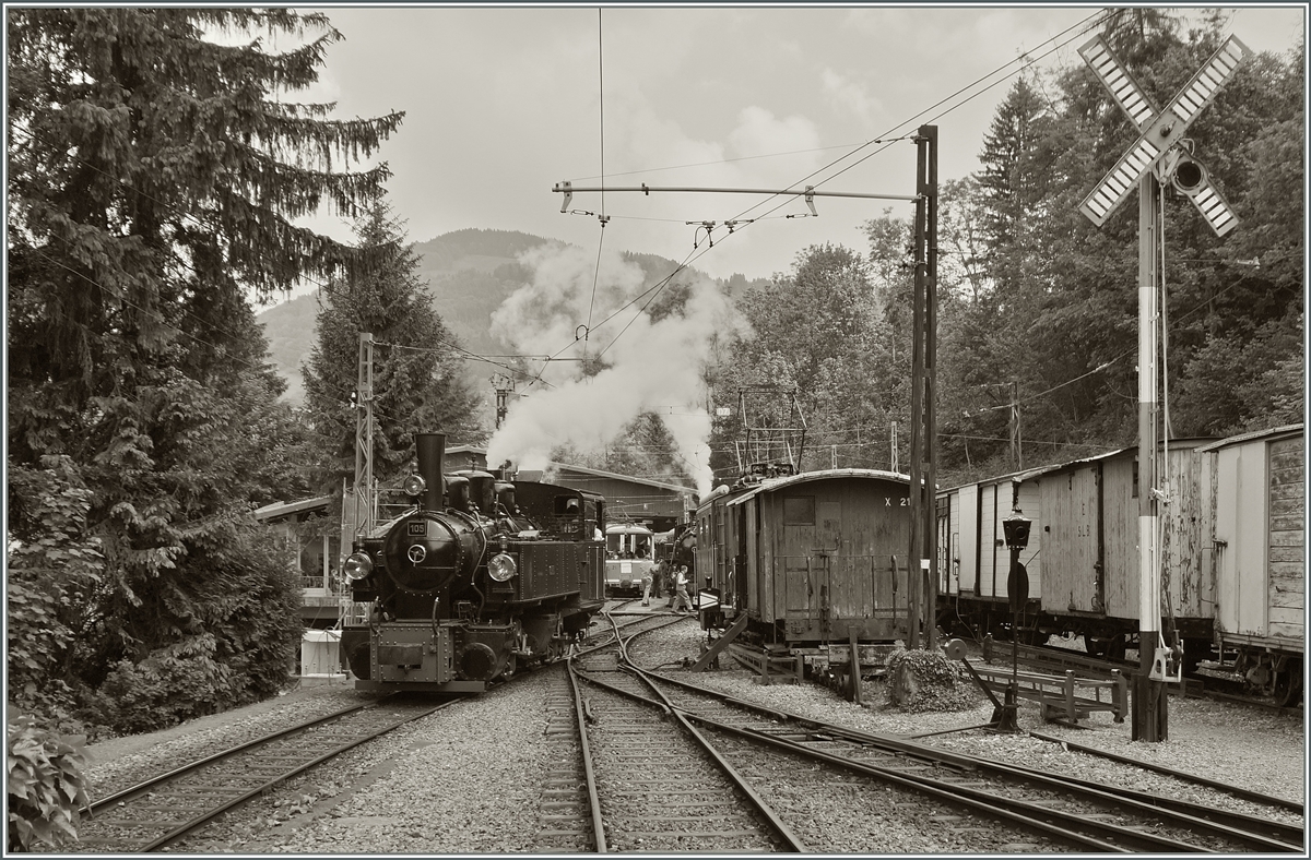 BLONAY-CHAMBY PINGSTFESTIVAL 2015: Die G 2x 2/2 104 fährt zur Bekohlung.
25. Mai 2015