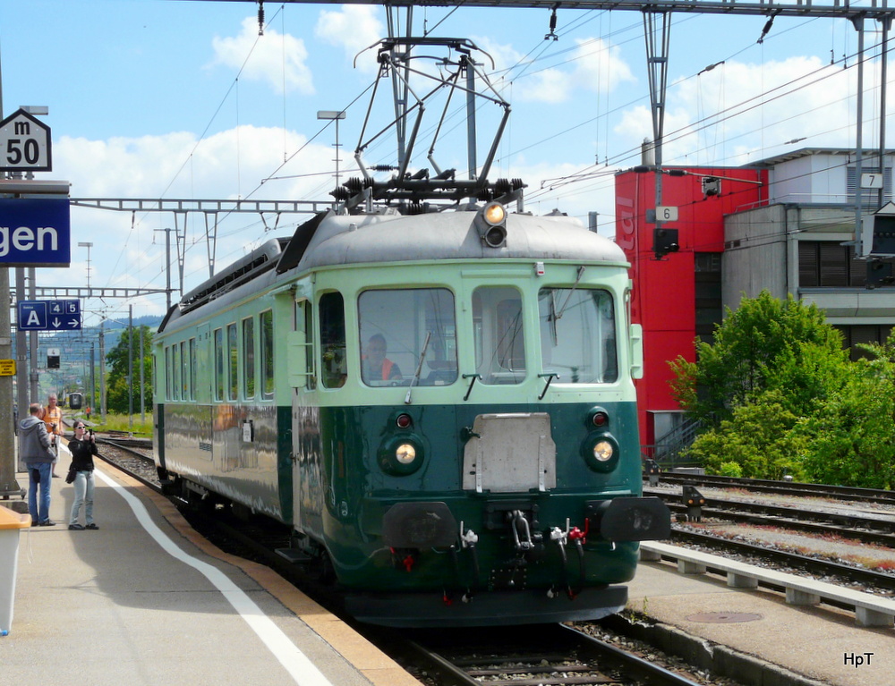 BLS - 150 Jahre Eisenbahn in Konolfingen - Be 4/4 761 als Extrazug im Bahnhof Konolfingen am 01.06.2014