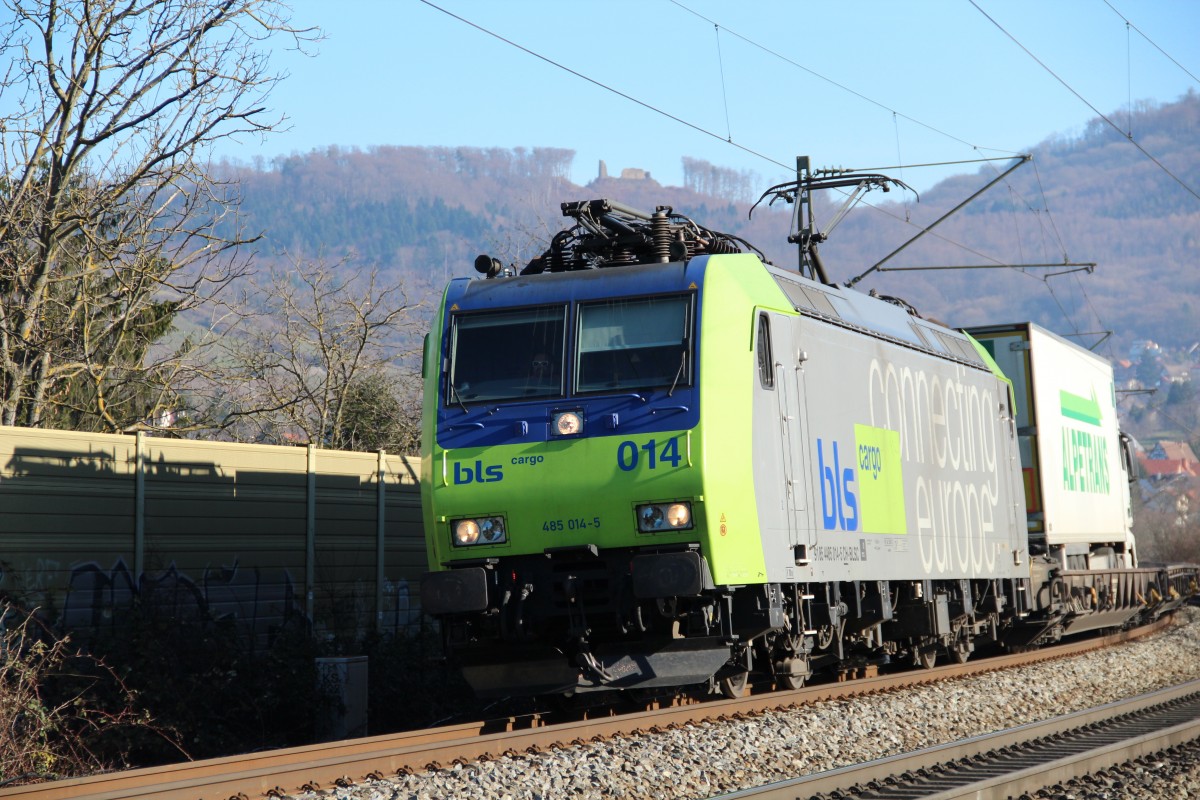 BLS 485 014-5 mit einer Rola von Freiburg nach Novara (Italien). 25.01.2016 