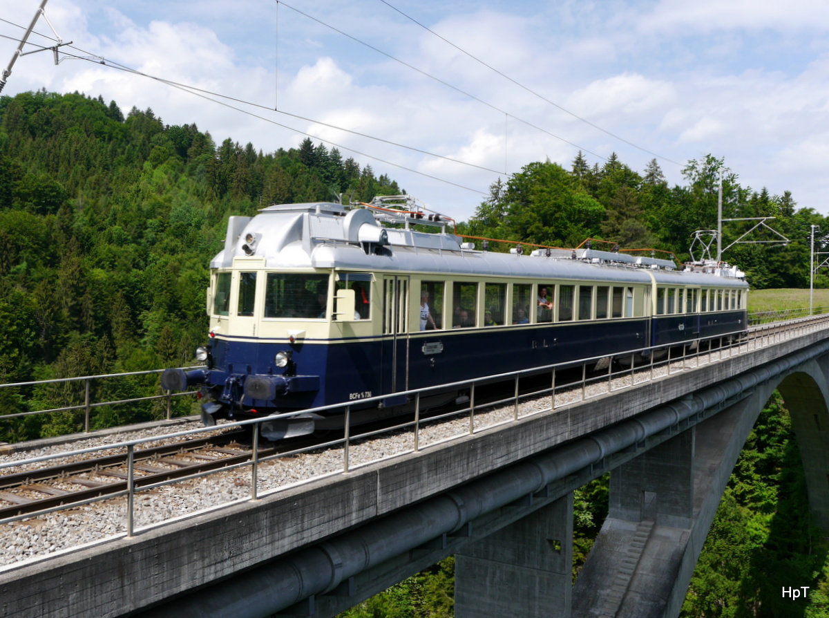 BLS Historic - Oldtimer Triebwagen BCFe 4/6  736 auf der Schwarzwasserbrücke am 30.05.2015