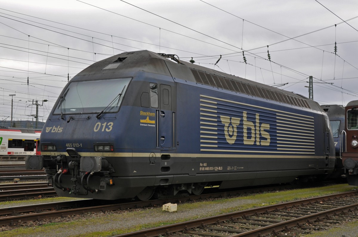 BLS Lok 465 013-3 am Badischen Bahnhof in Basel. Die Aufnahme stammt vom 08.02.2014.