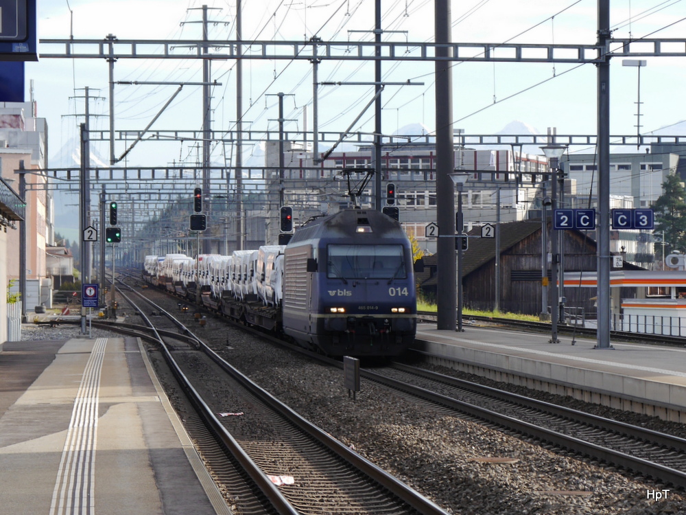 BLS - Lok 465 014-9 mit Güterzug bei der durchfahrt im Bahnhof Gümligen am 22.11.2014