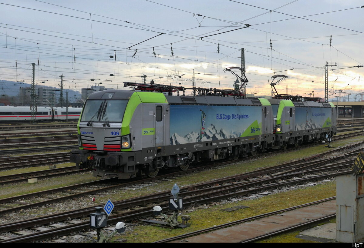 BLS - Loks 91 85 4 475 409 + 413 abgestellt im Areal des Badischen Bahnhof in Basel am 01.02.2026