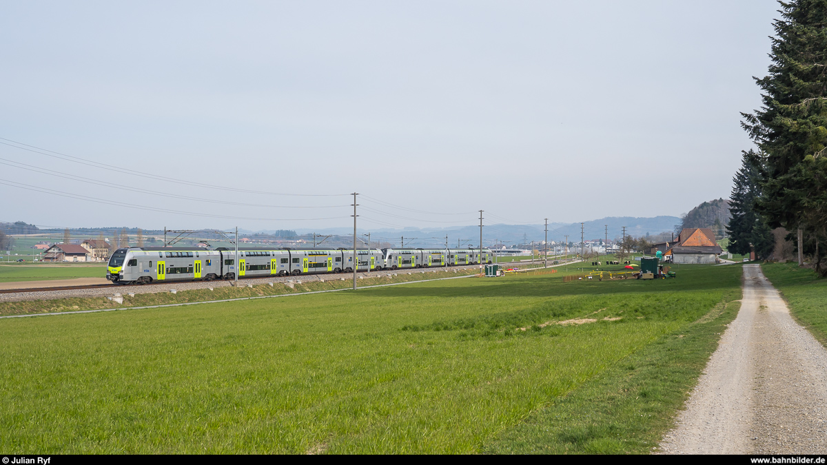 BLS MUTZen als IR65 Bern - Biel am 27. März 2020 bei Gsteig.