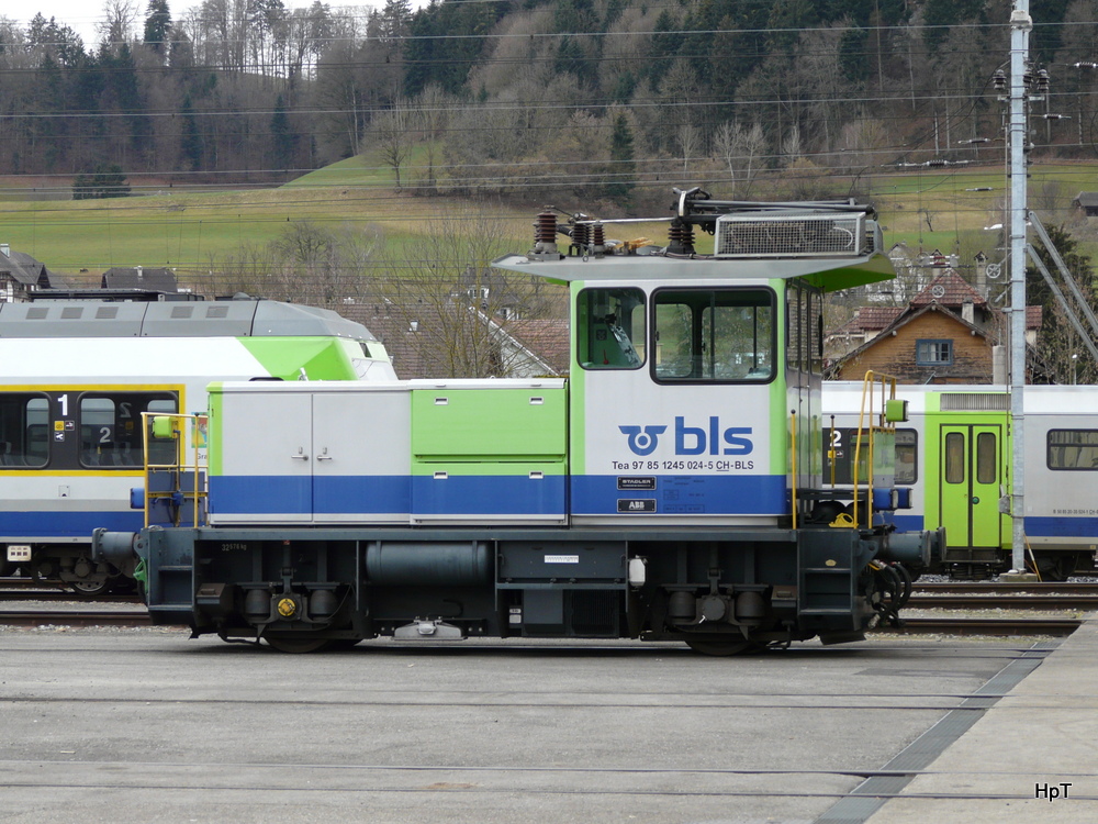 BLS - Rangierlok Tea  97 85 1245 024-5 in Oberburg am 22.02.2014