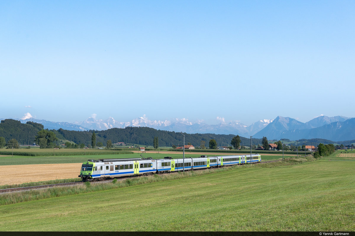 BLS RBDe 565 721 ist am 09.08.2020 im Gürbetal als S4 nach Langnau i.E. unterwegs
