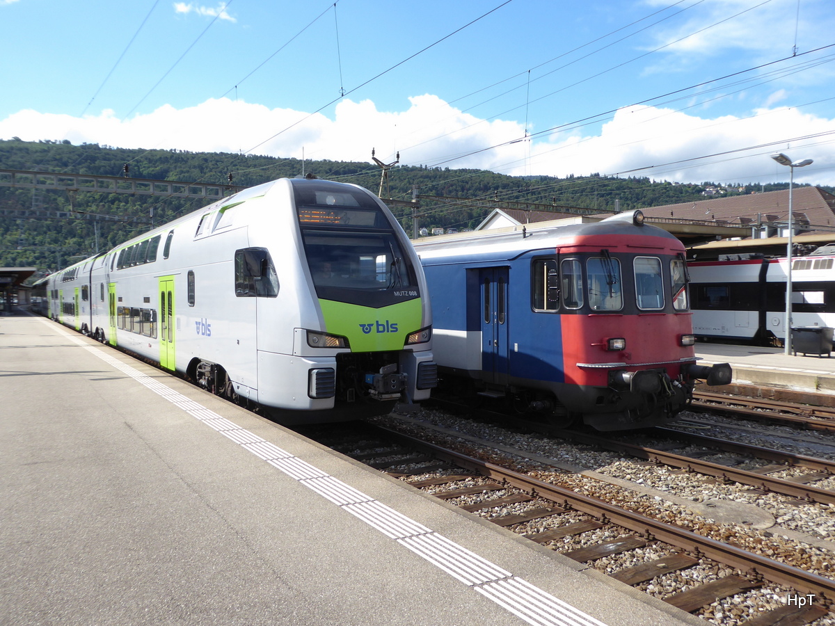 BLS - Regio nach Bern - Belp mit dem Triebzug 515 008-1 bei der ausfahrt aus dem Bahnhof Biel am 13.07.2016