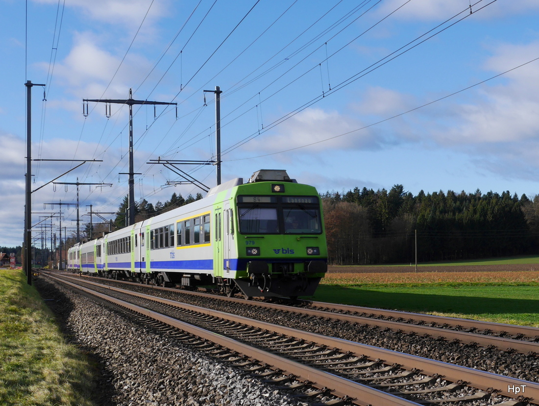 BLS - Regio nach Langnau unterwegs bei Lyssach am 10.01.2015