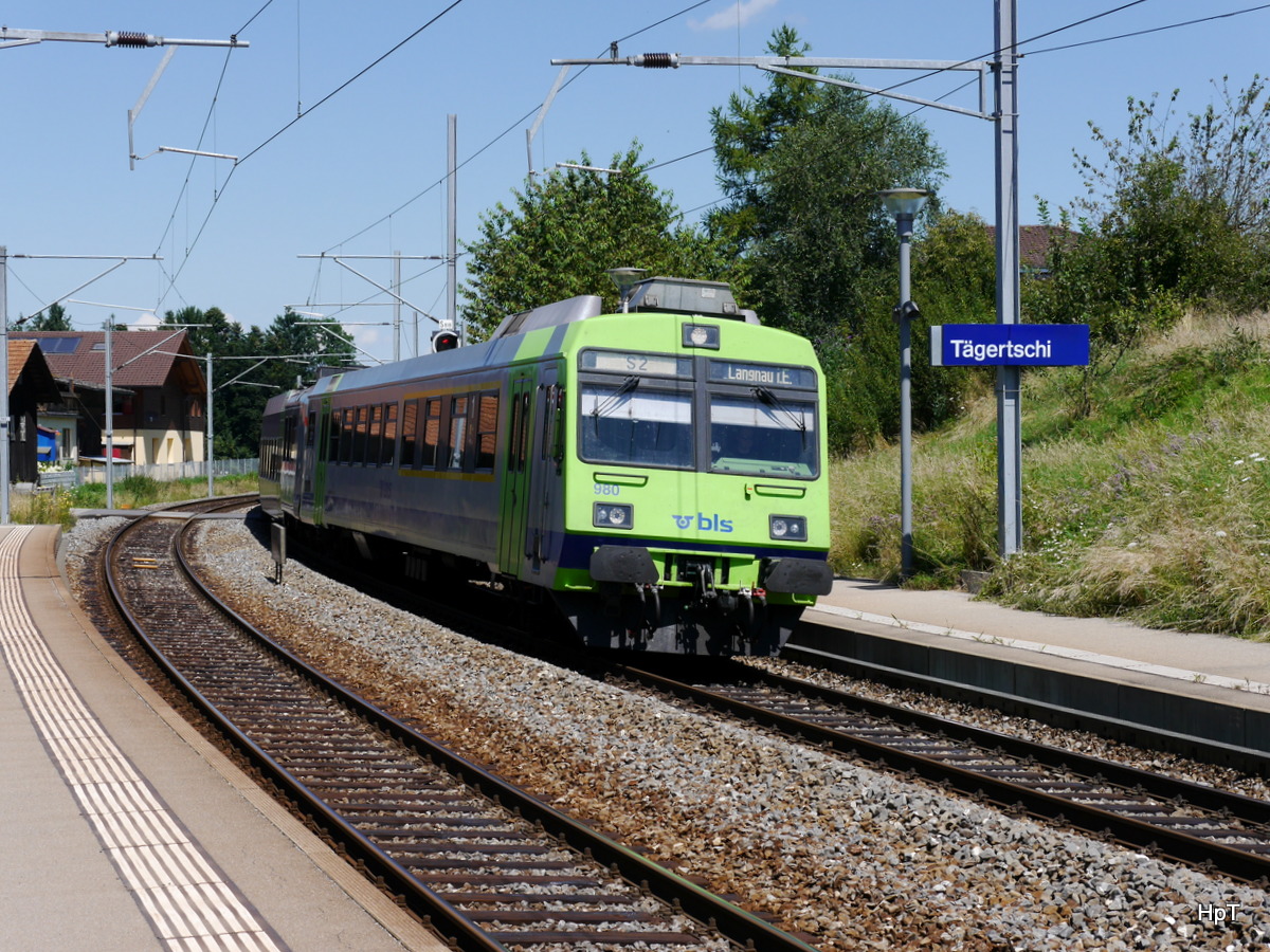 BLS - Regio nach Langnau unterwegs in der Haltestelle Tägertschi am 30.07.2016