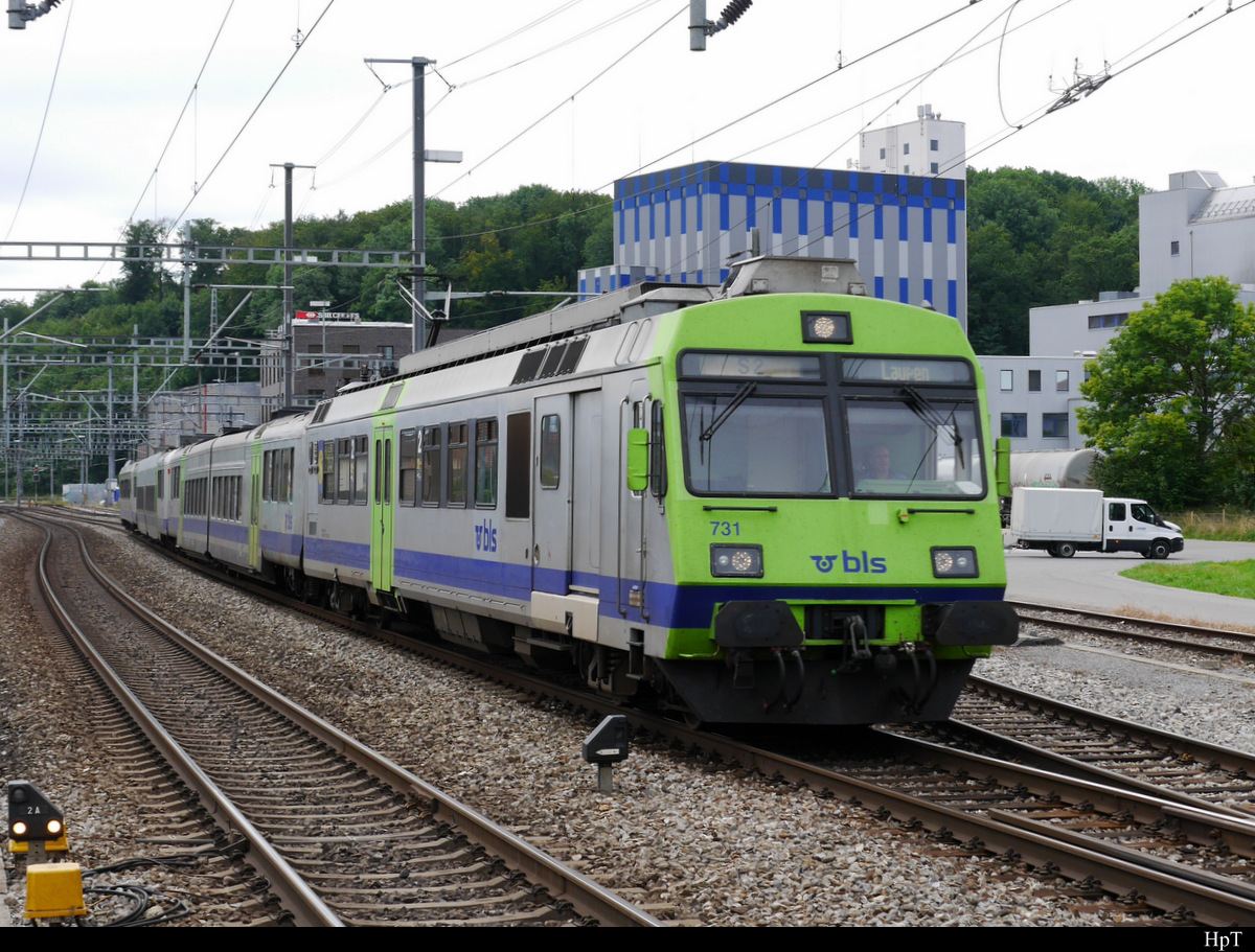 BLS - Regio nach Laupen mit dem RBDe 4/4 565 731 an der Spitze bei der einfahrt im Bahnhof Ostermundigen am 17.08.2019
