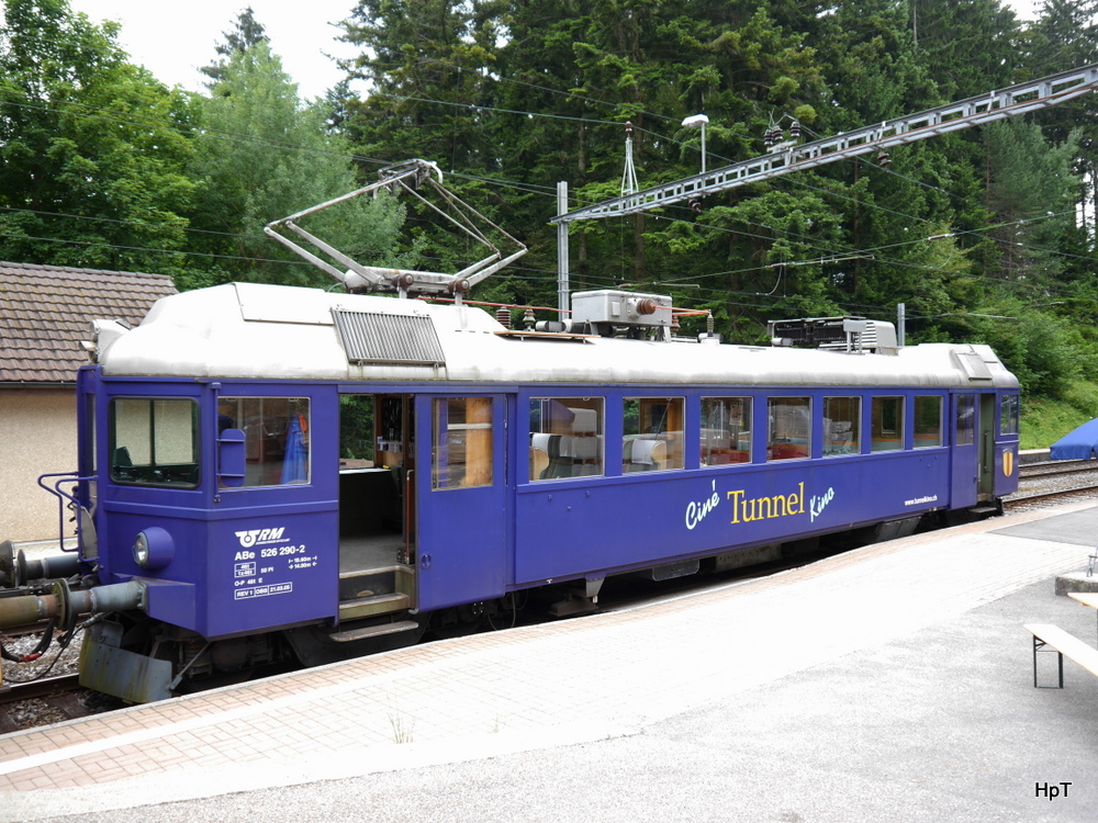 BLS /(RM) Weissenstein Tunnelkino - (ex SOB) Triebwagen ABe 4/4 526 290-2 im Bahnhof Oberdorf am 28.06.2014