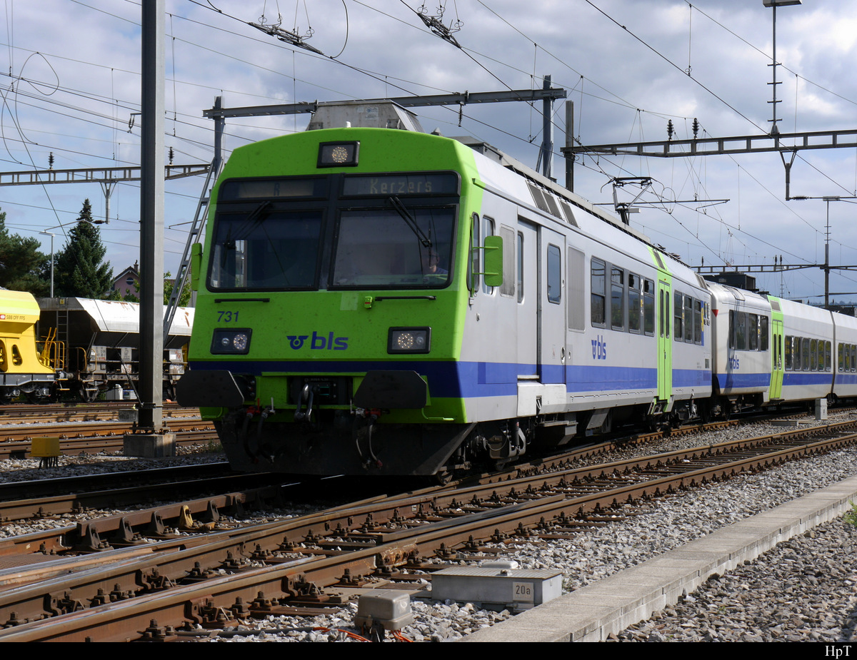 BLS - Triebwagen RBDe 4/4  565 731 unterwegs im Bahnhofsareal in Lyss an der Spitze des Regios nach Kerzers am 07.09.2020