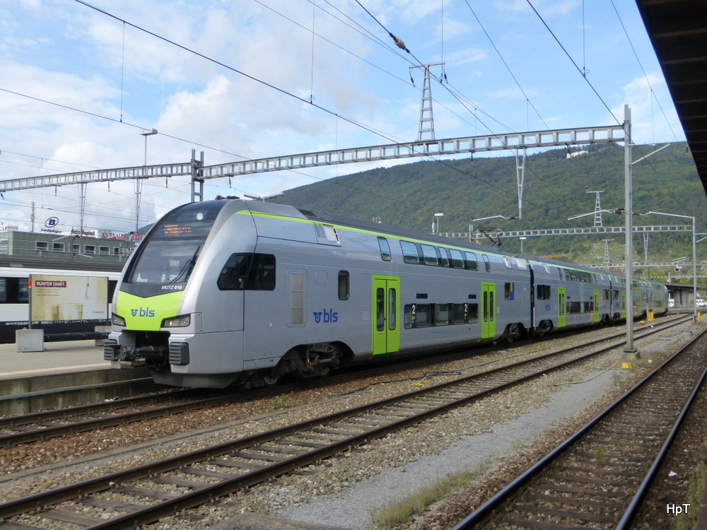 BLS - Triebzug RABe 515 010-7 im Bahnhof Biel am 30.08.2014