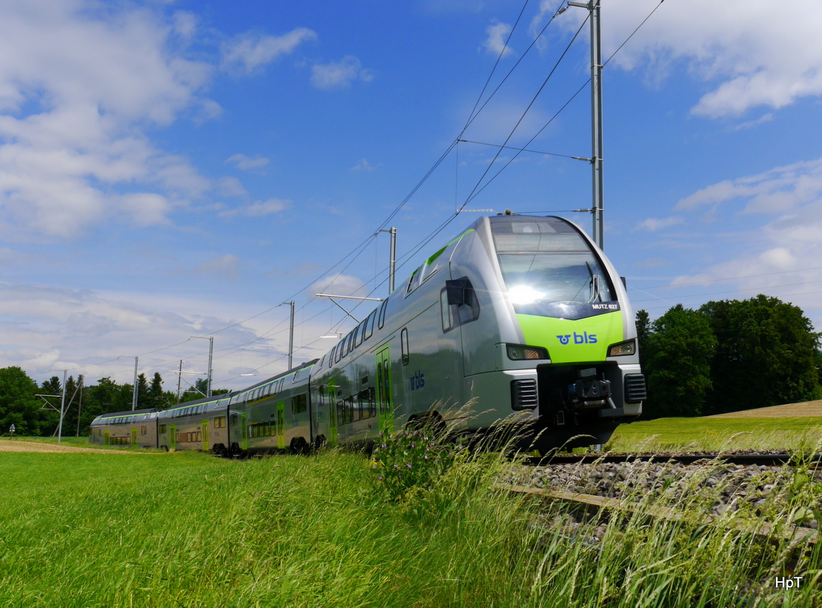 BLS - Triebzug RABe 515 027-1 unterwegs nach Schwarzenburg am 30.05.2015