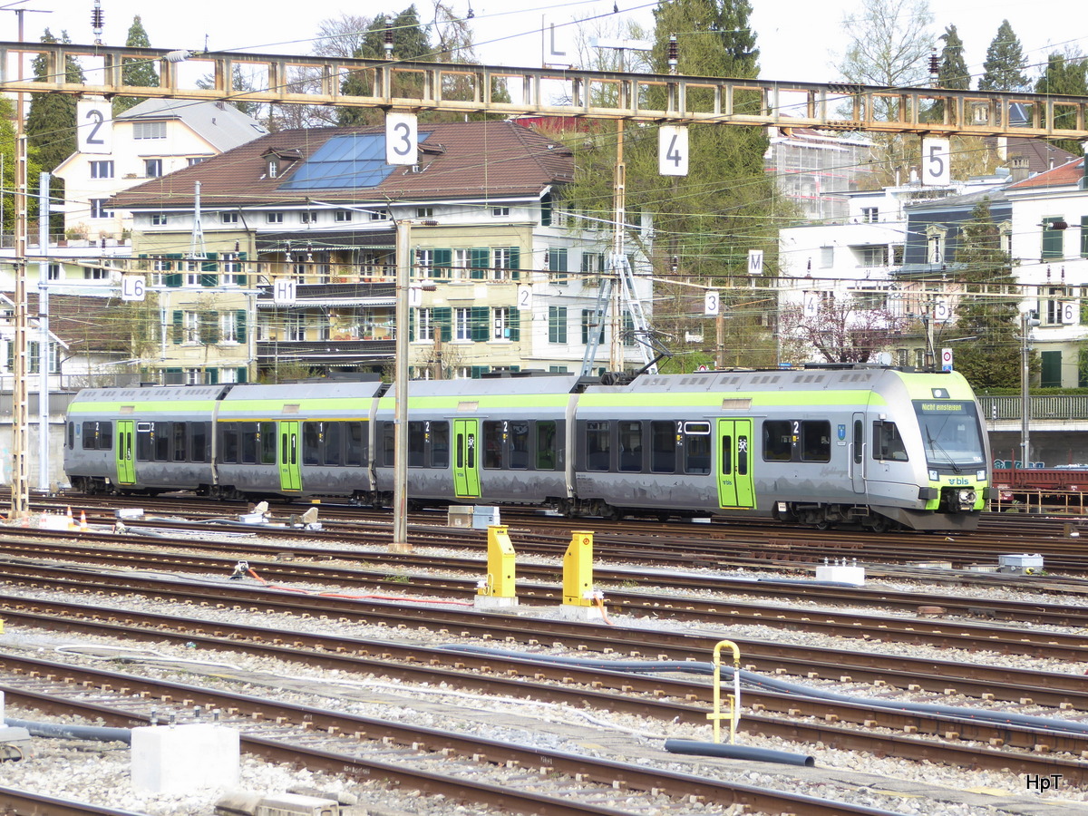 BLS - Triebzug RABe 535 124 im Bahnhofsareal in Bern am 16.04.2018