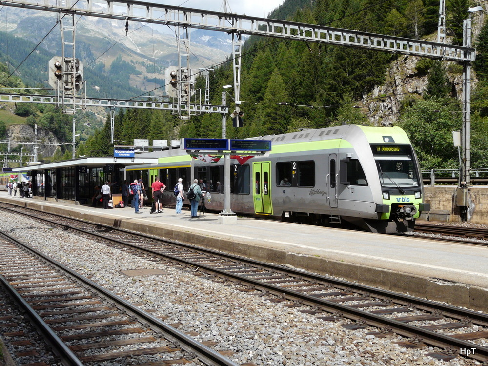 BLS - Triebzug RABe 535 117 als RE nach Domodossola im Bahnhof Goppenstein am 07.09.2013