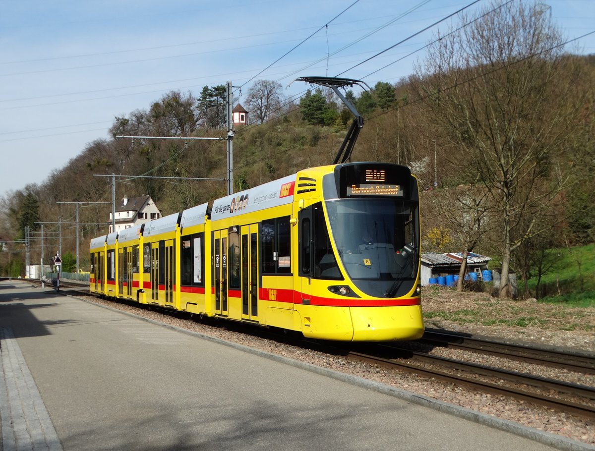 BLT Basel Stadler Be 6/10 Tango am 23.03.17 auf der Fahrt nach Dornach Bahnhof