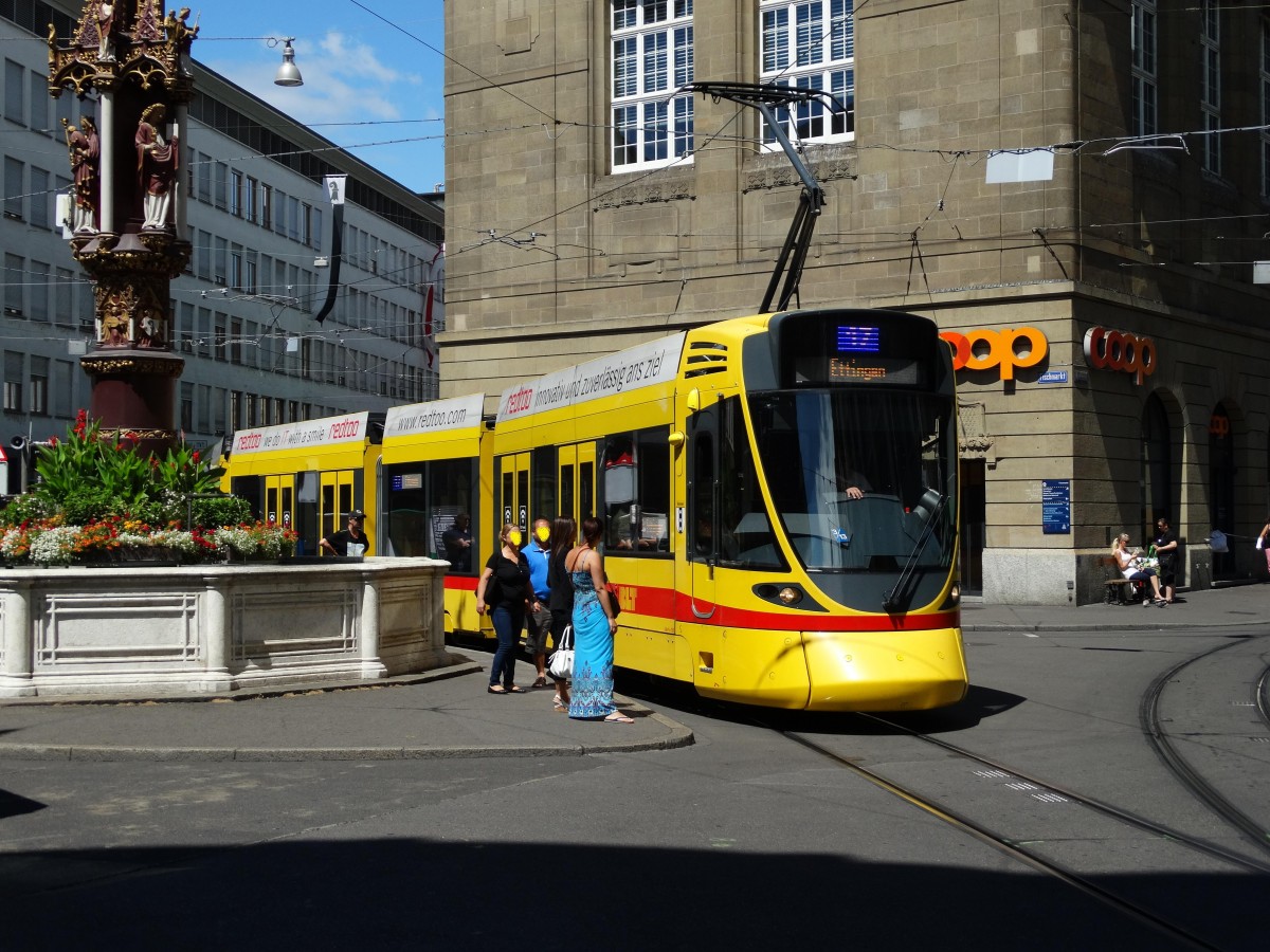 BLT Basel Stadler Be 6/10 Tango am 25.07.15 in Basel Bankverein