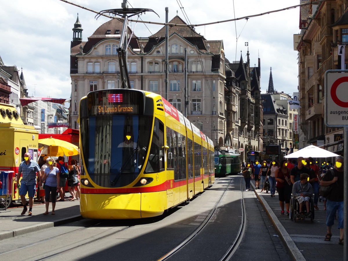 BLT Basel Stadler Be 6/10 Tango am 25.07.15 in Basel Bankverein