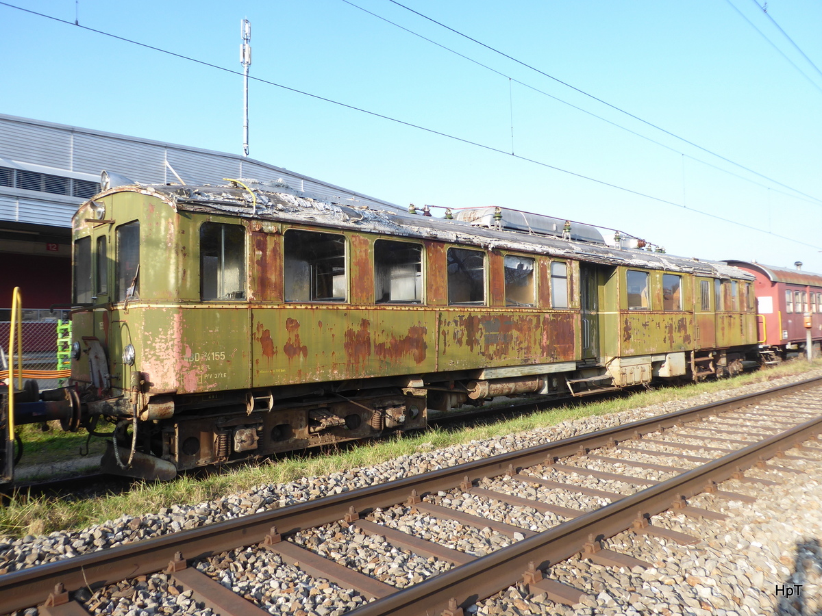 BMK - Reste vom Bahnmuseum Kerzers/Kallnach - Hier der ehemalige GFM Triebwagen ABDe 2/4 155 Abgestellt in Kallnach am 13.01.2018