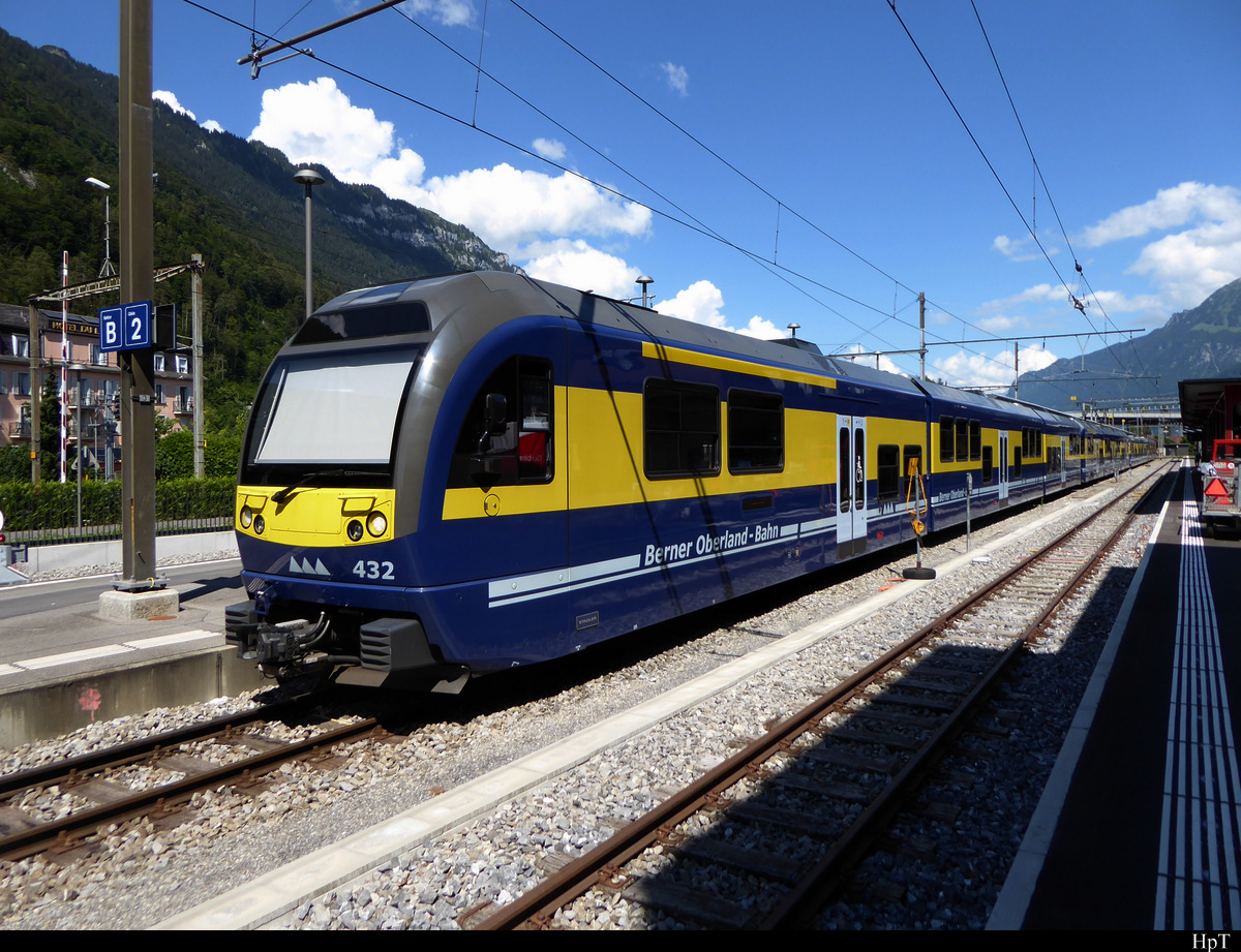 BOB -  Steuerwagen ABt 432 im Bahnhof von Interlaken Ost am 25.07.2020