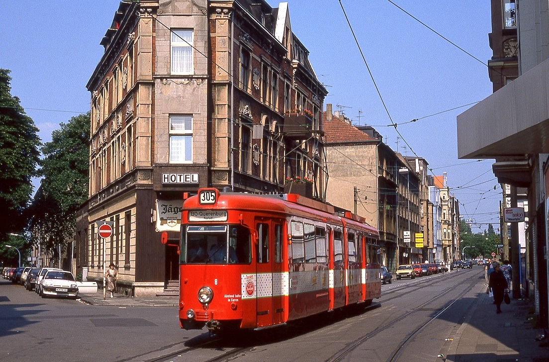 Bochum Tw 8 in der Vinckestrae in Herne, 12.06.1989, wenige Wochen vor der Umstellung der Sl 305 auf die Stadtbahnlinie U35.