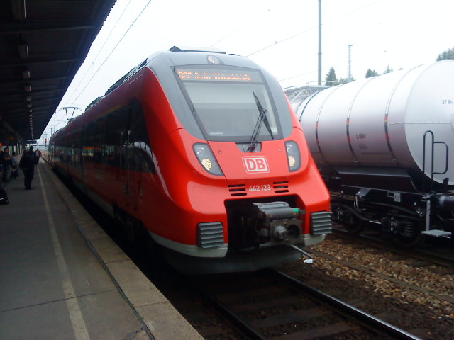 Bombadier Talent 2 BR 442 RB 22 Aus Potsdam HBF Ankunft in Berlin Sch�nefeld flughafen 