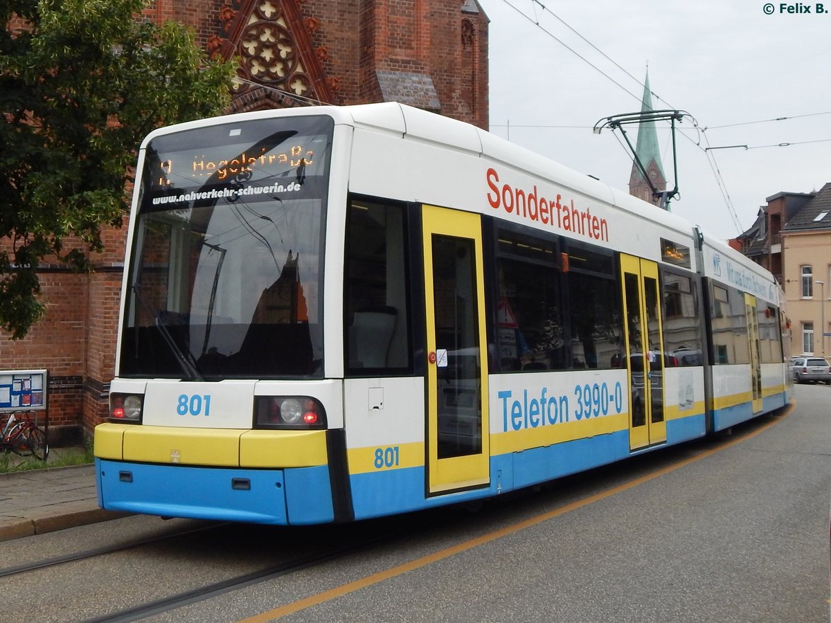 Bombardier Nr. 801 des Nahverkehr Schwerin in Schwerin am 18.08.2015