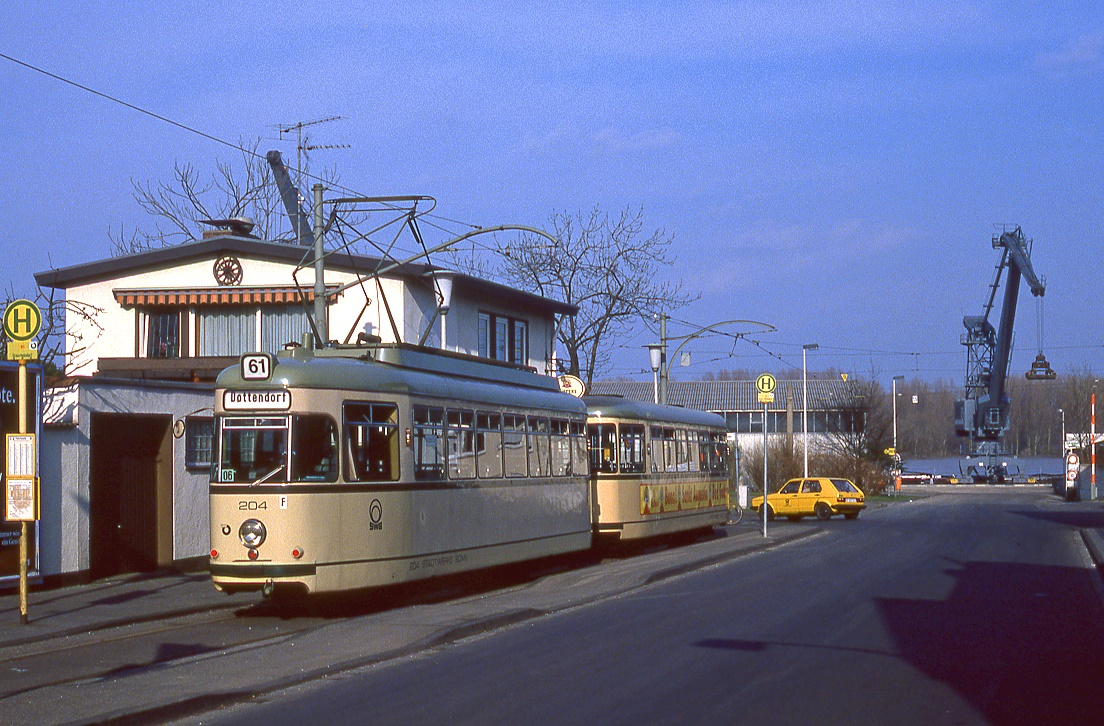 Bonn 204 + 285, Graurheindorf, 19.02.1990.
