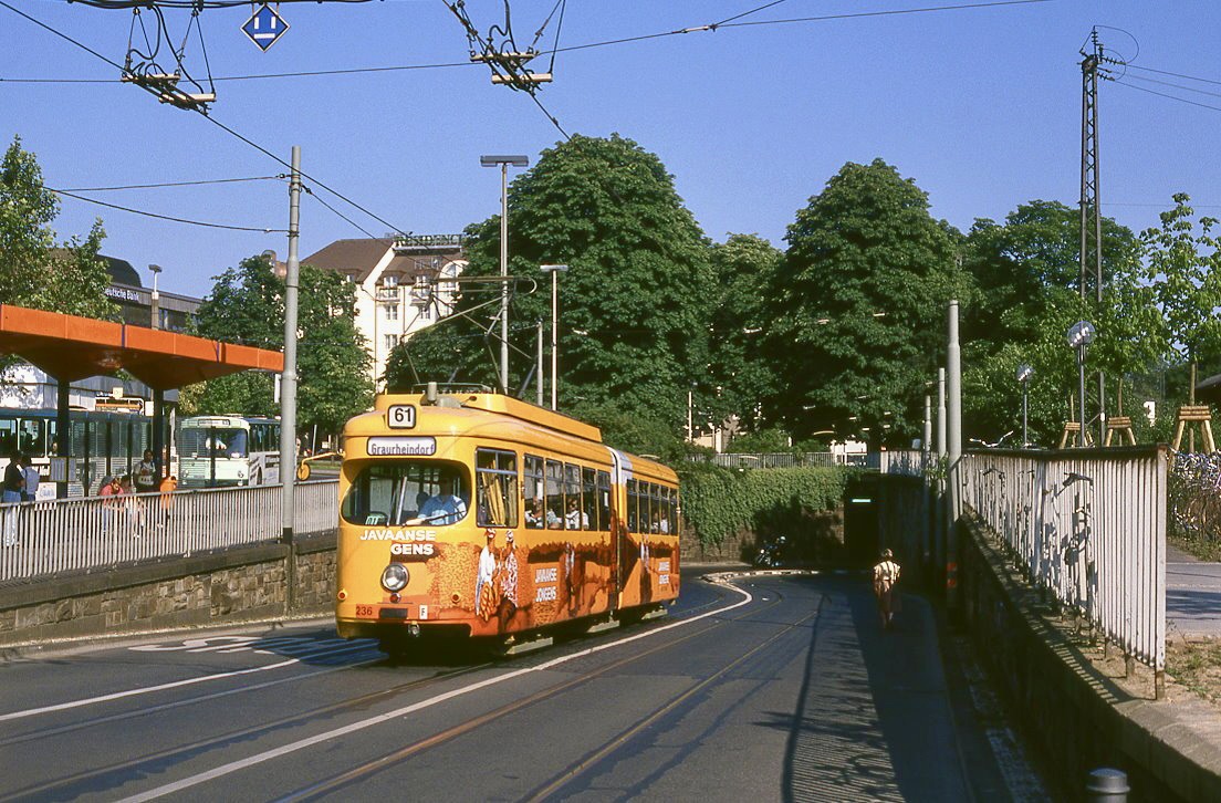 Bonn 236, Am Hauptbahnhof, 18.06.1989.