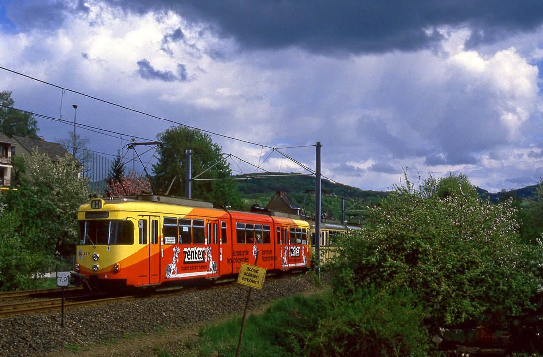 Bonn 409 + 401, Römlinghoven, 08.05.1986.
