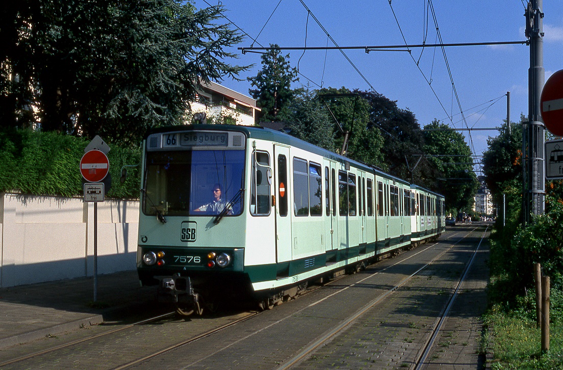 Bonn 7576 + 7760, Königswinter, 18.08.1996.