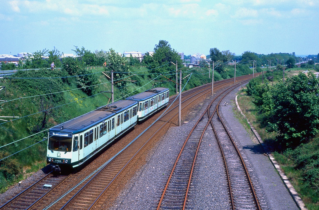 Bonn 7753 + 7351, Wesseling, 18.05.1994.