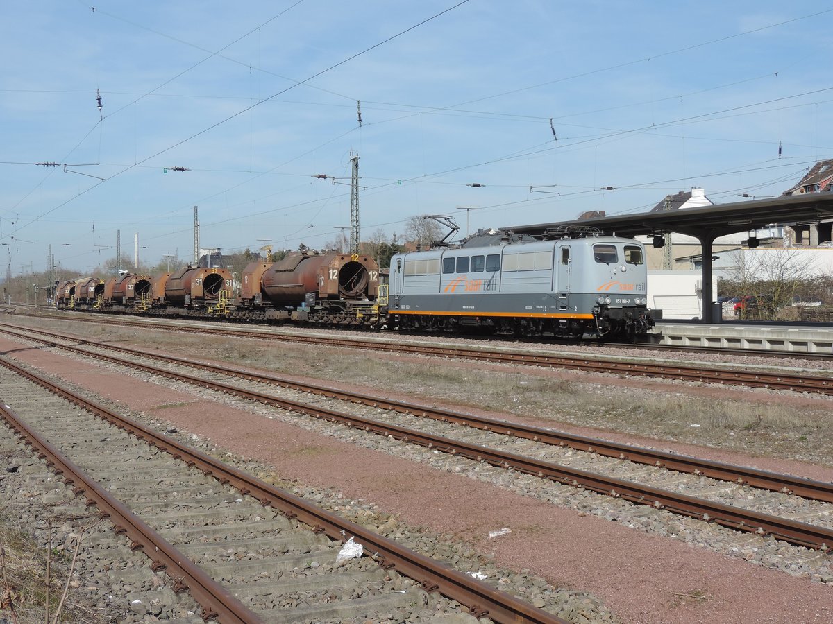 Bous - 22 März 2019 : 151 161 mit dem Roheisenzug Dillingen - Völklingen.