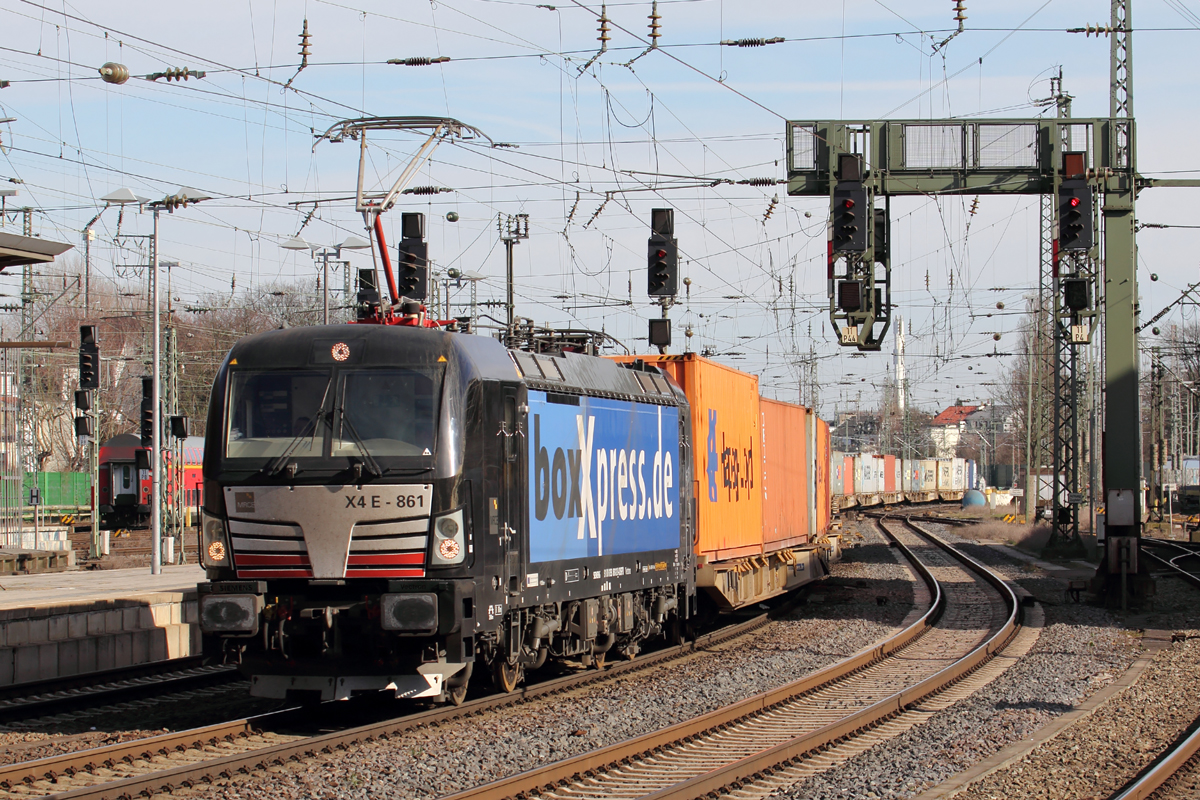 boxXpress X4E-861 durchfährt Bremen Hbf. 22.3.2017