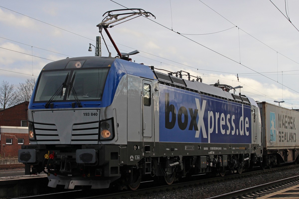 boxXpress.de 193 840 am 26.12.13 in Bonn-Beuel. 