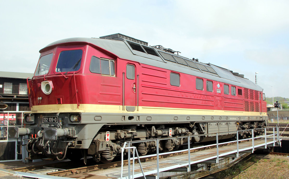 BR 132 109-0 auf der Drehscheibe in Gera. Foto 06.05.17