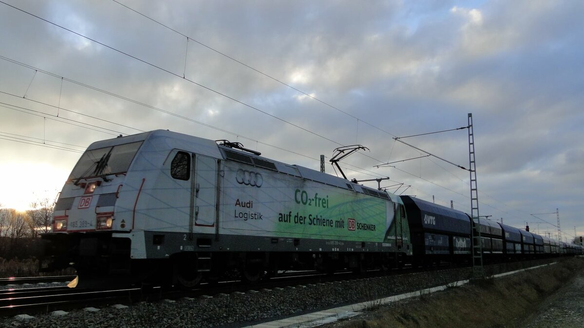 BR 185 389-4  [NVR-Nummer: 91 80 6185 389-4 D-DB] bei der 
Durchfahrt in Leipzig Thekla